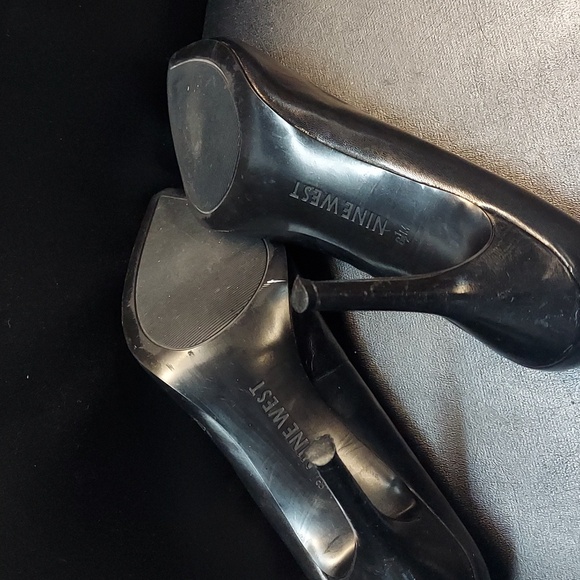 NINE WEST Black Pumps Women's Size 8.5 - Picture 6 of 6